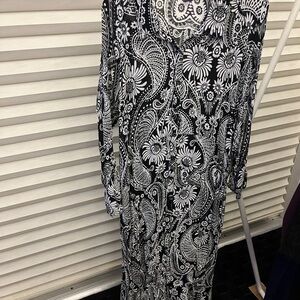 Roaman's Black and White Floral Long Sleeve Dress